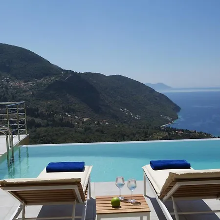 别墅 Gialos Fternon