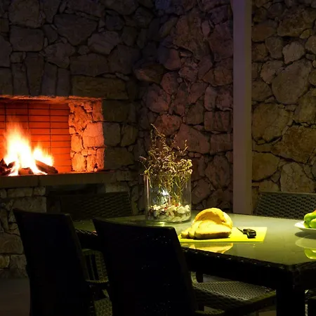 Gialos 别墅 Fternon